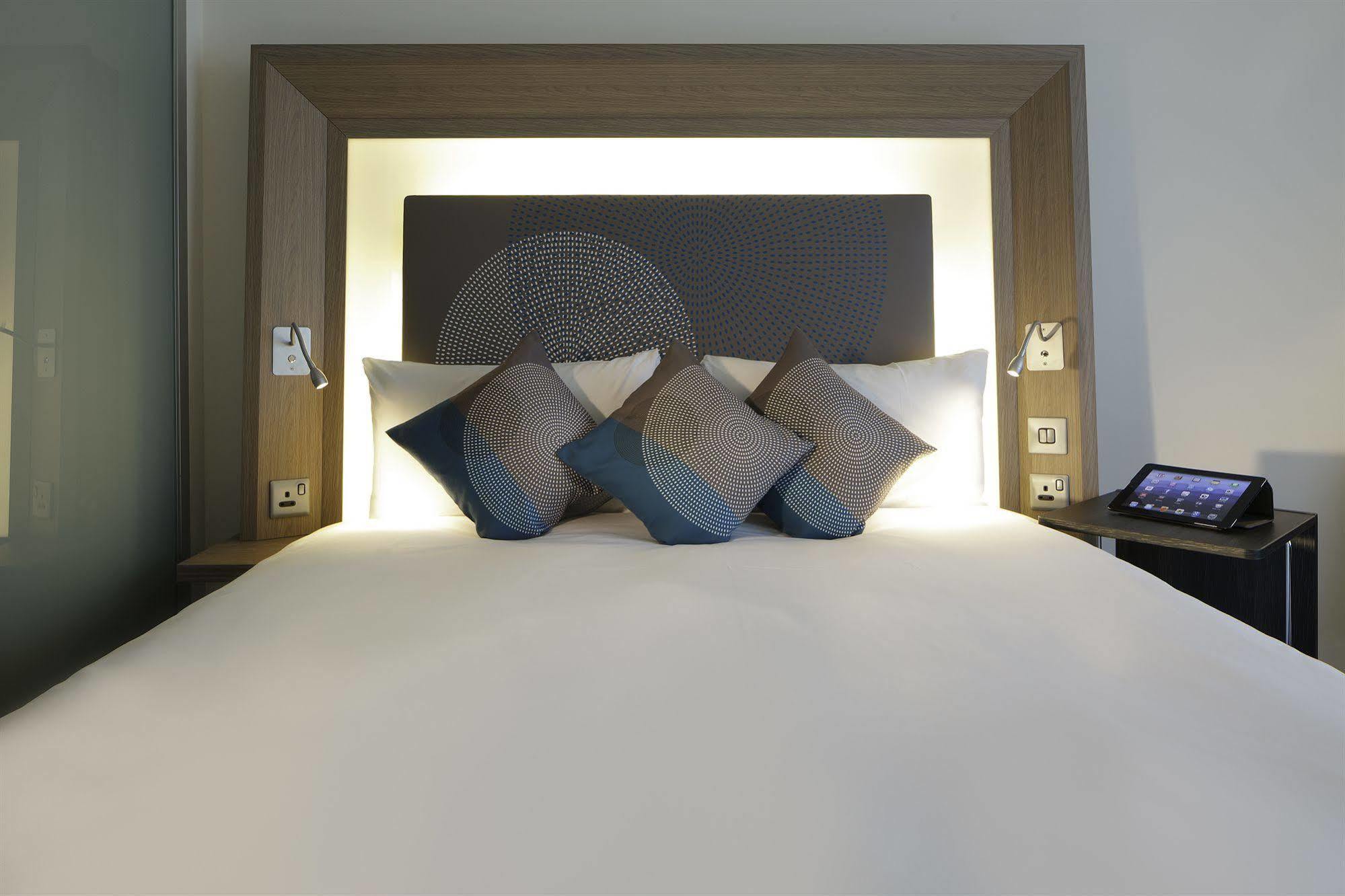 Novotel London