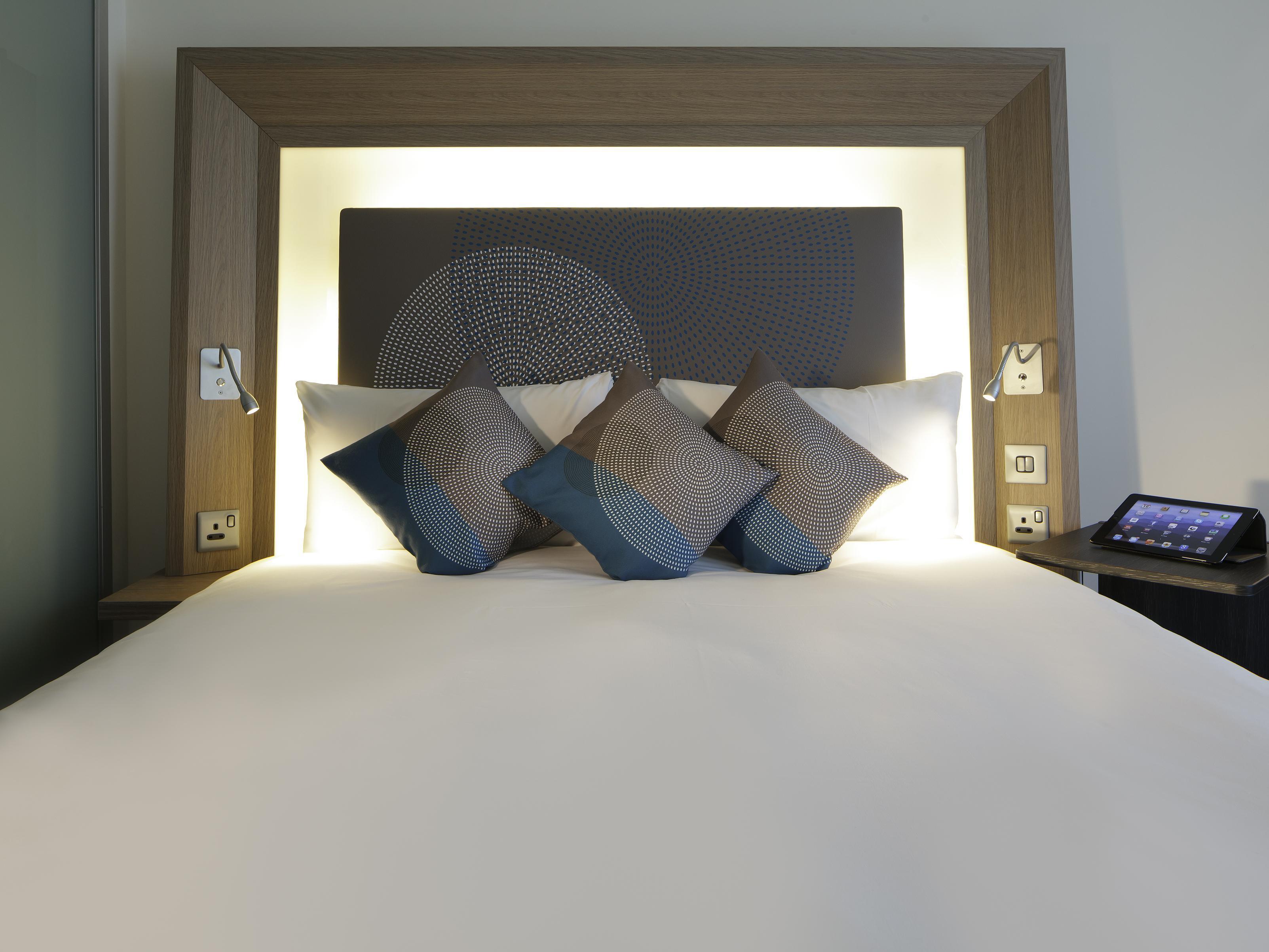 Отель Novotel London 4*
